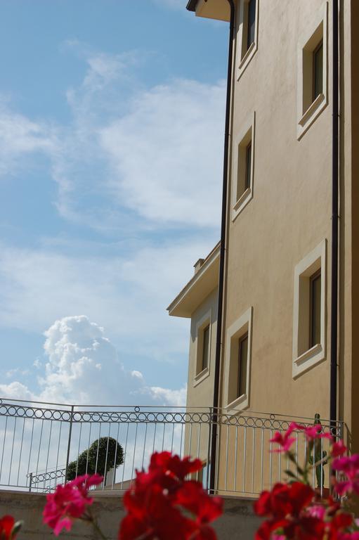 Giga Hotel Villa Santa Lucia Exterior photo