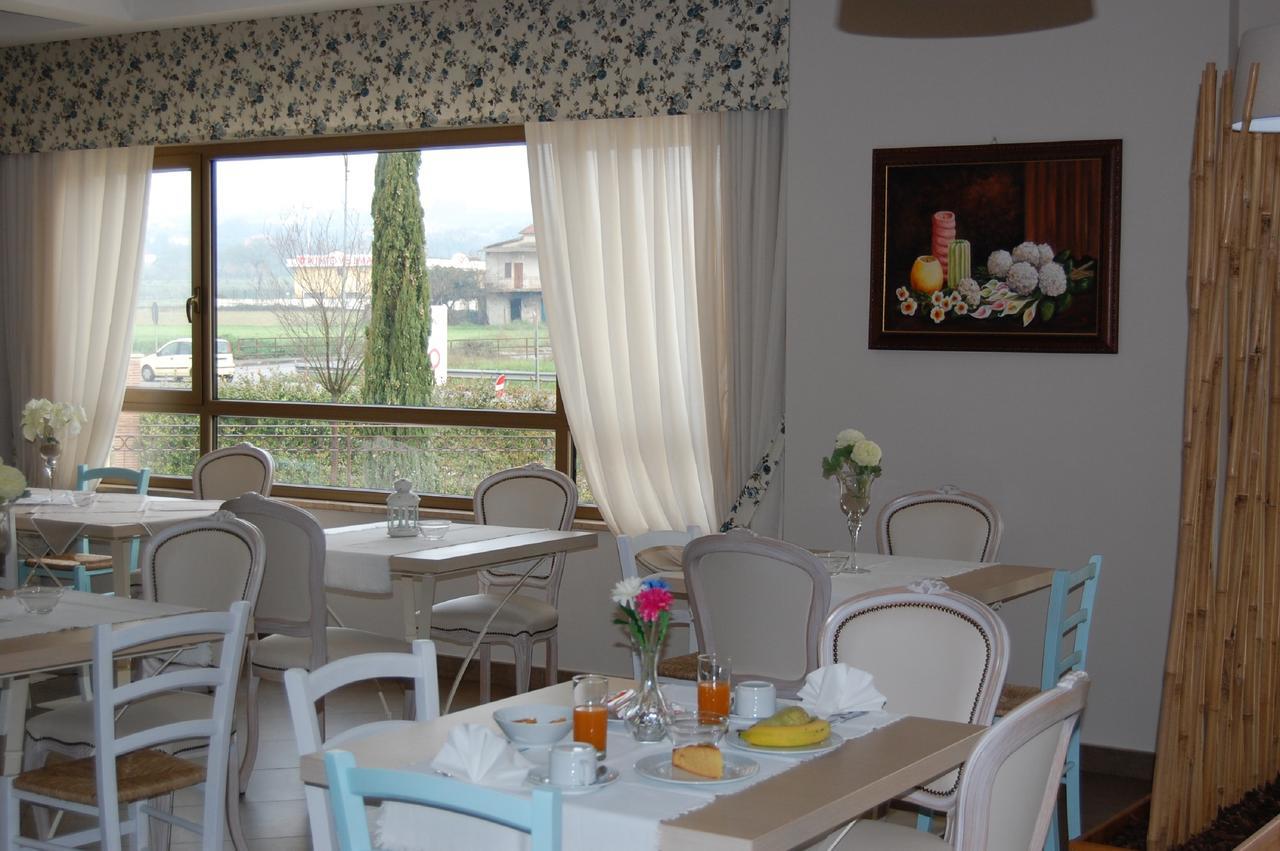 Giga Hotel Villa Santa Lucia Exterior photo