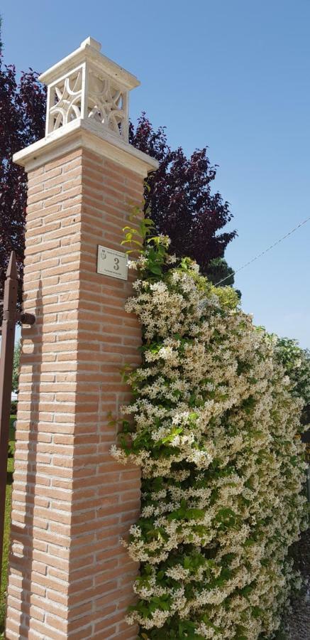 Giga Hotel Villa Santa Lucia Exterior photo